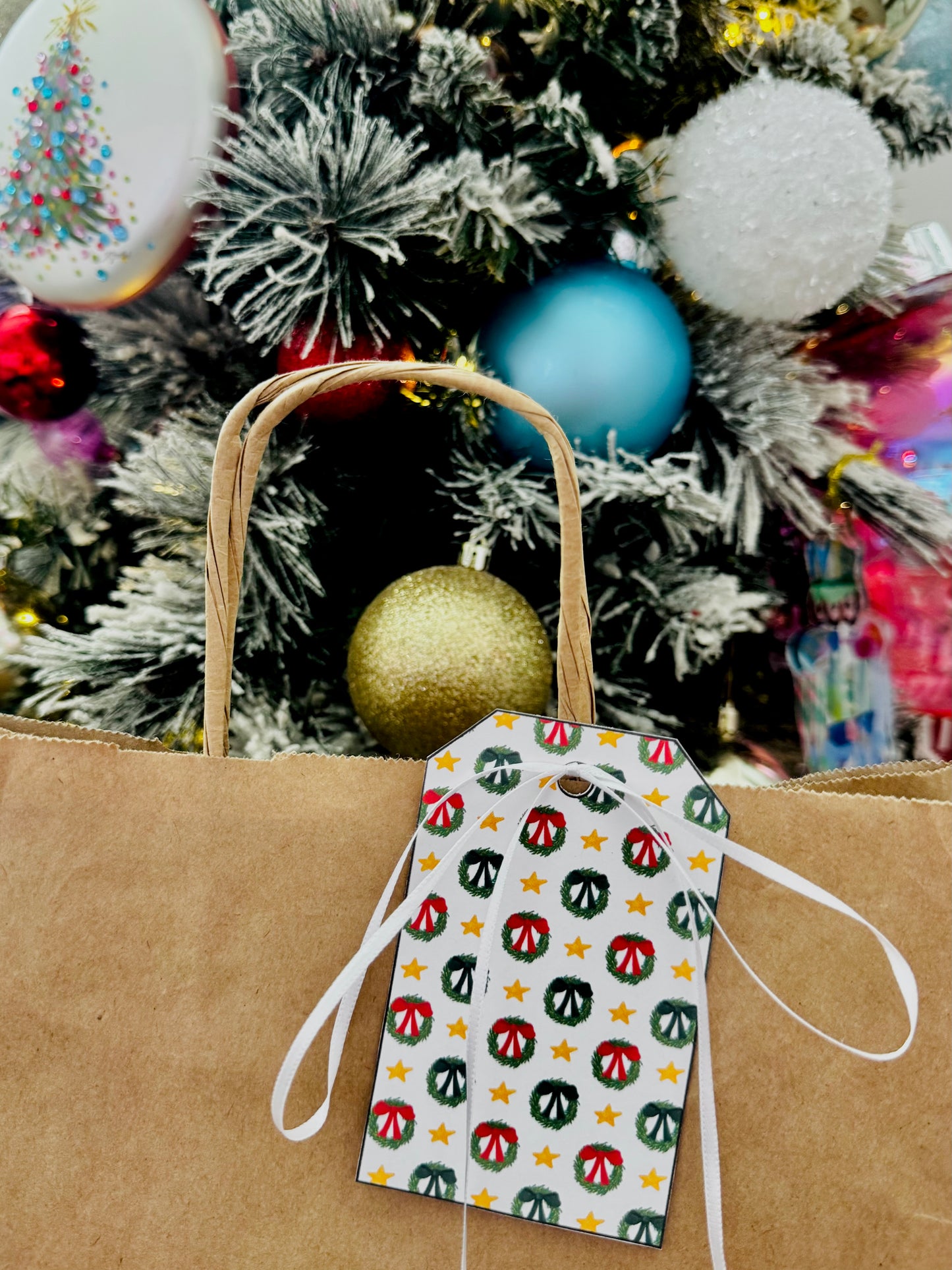 Retro Wreath Gift Tag